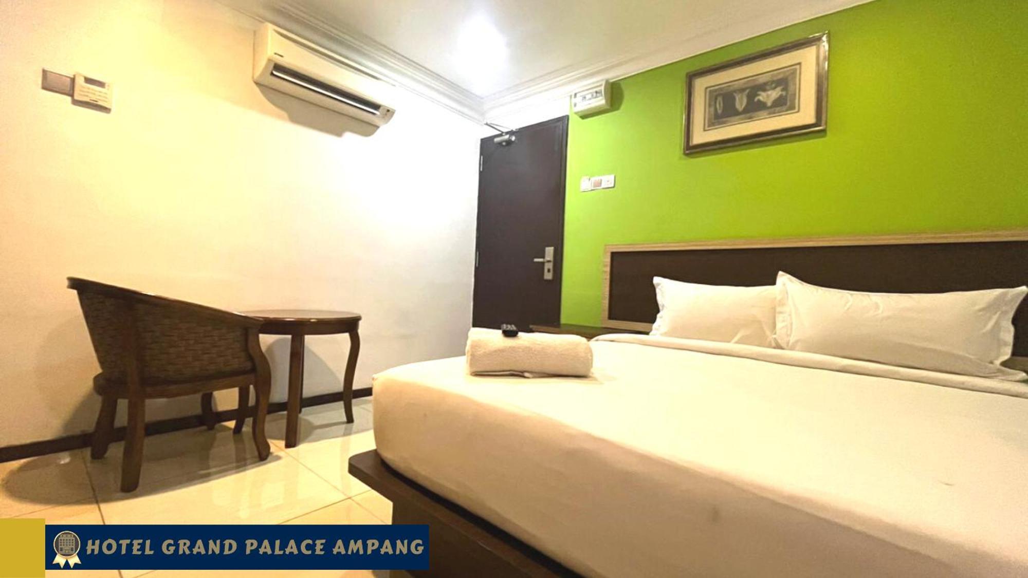 Hotel Grand Palace Ampang Ampang  Exteriör bild