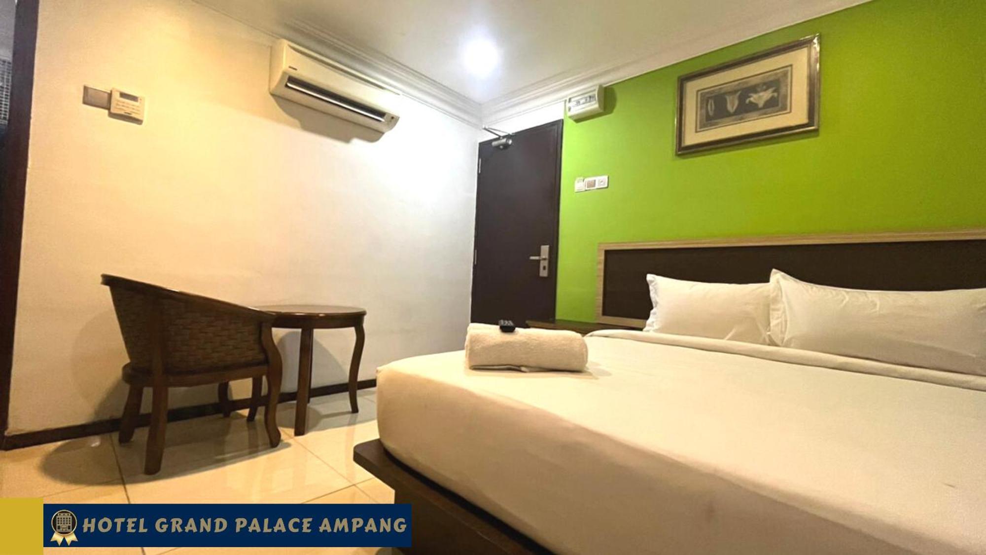 Hotel Grand Palace Ampang Ampang  Exteriör bild