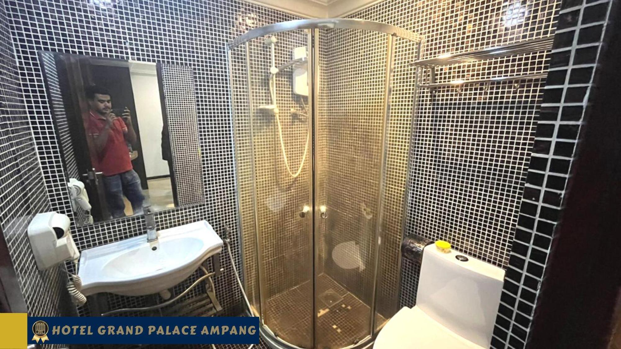 Hotel Grand Palace Ampang Ampang  Exteriör bild