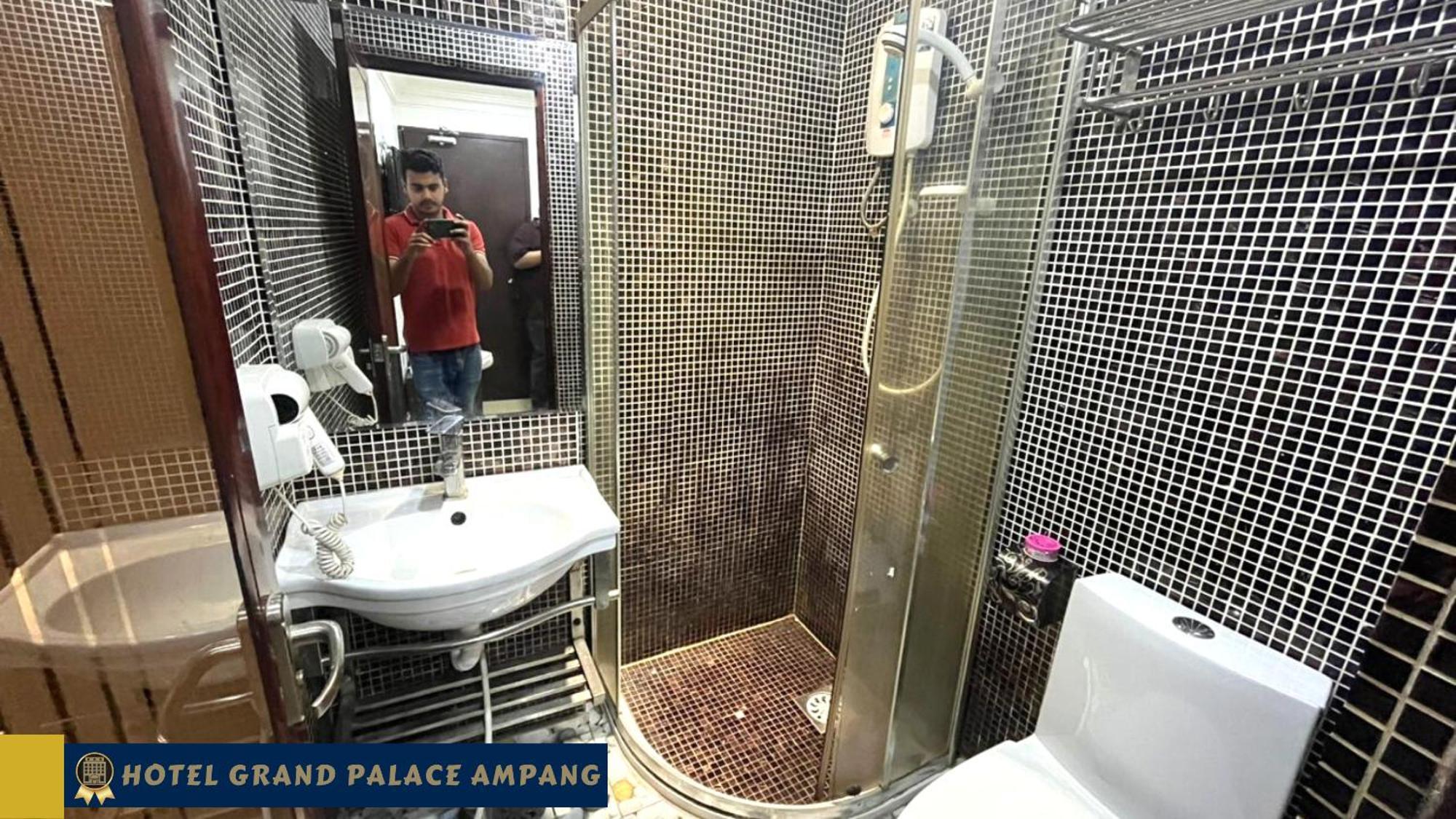 Hotel Grand Palace Ampang Ampang  Exteriör bild