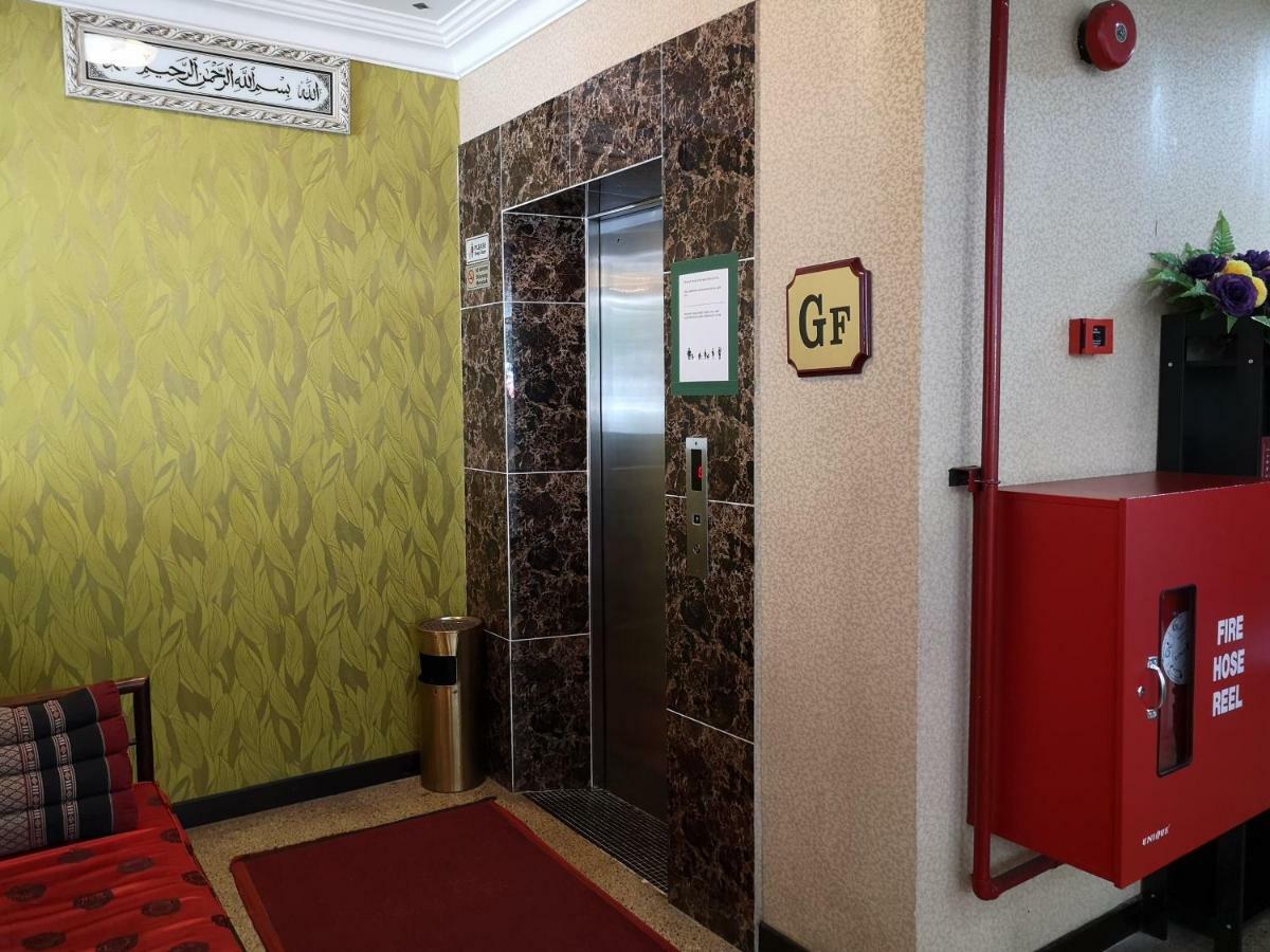 Hotel Grand Palace Ampang Ampang  Exteriör bild